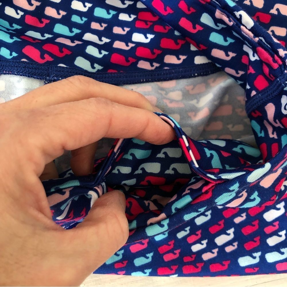 Vineyard Vines Navy Leggings with Pink, Red, Light Blue Whale Pattern - Picture 11 of 11
